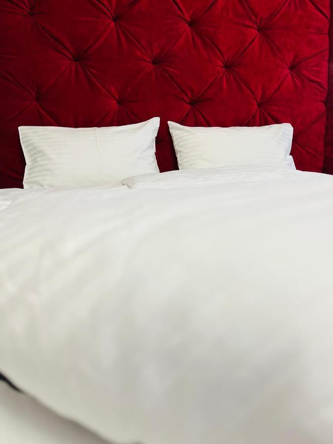 Delux Apartment In Лвив Екстериор снимка